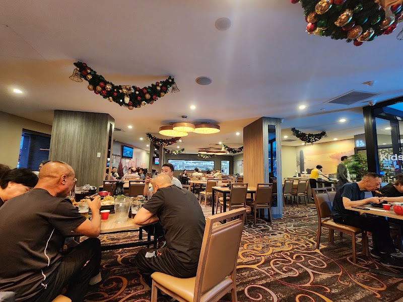 Golden Lotus Restaurant